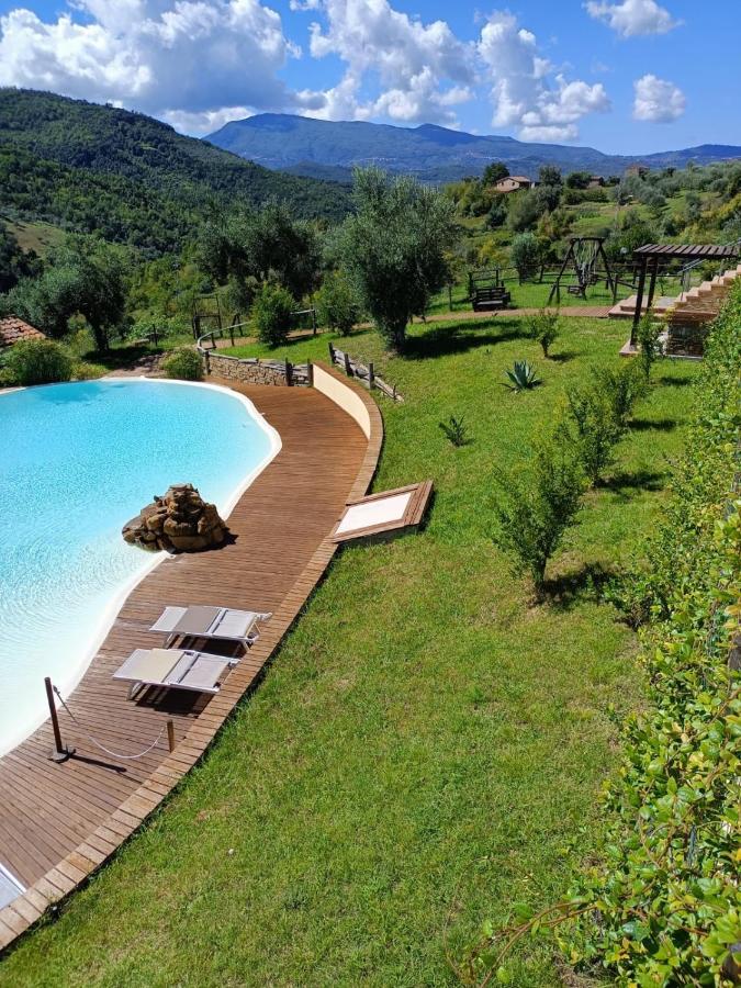 Agriturismo Piano Di Andrea Ostigliano Exteriör bild
