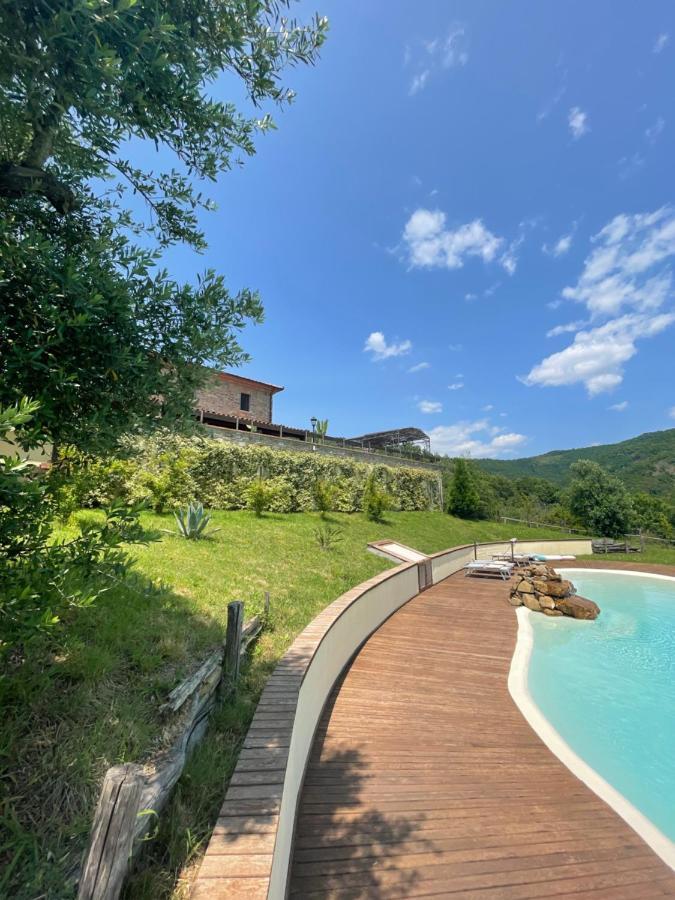 Agriturismo Piano Di Andrea Ostigliano Exteriör bild